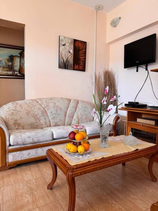 Family Woodland Oasis Vipgreece Apartment Kirinthos Exterior photo